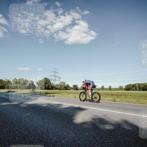 07.09.2025 - 19. Norderstedt Triathlon Michael Burmester http://msf.ph/oto/8859856 07.09.2025 15:49:10 Radfahren 1476 meine-sportfotos.de