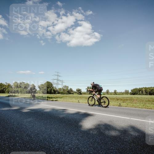 07.09.2025 - 19. Norderstedt Triathlon Michael Burmester http://msf.ph/oto/8859863 07.09.2025 15:49:13 Radfahren  meine-sportfotos.de