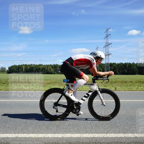07.09.2025 - 19. Norderstedt Triathlon Michael Burmester http://msf.ph/oto/8859865 07.09.2025 13:44:09 Radfahren 422, 958 meine-sportfotos.de