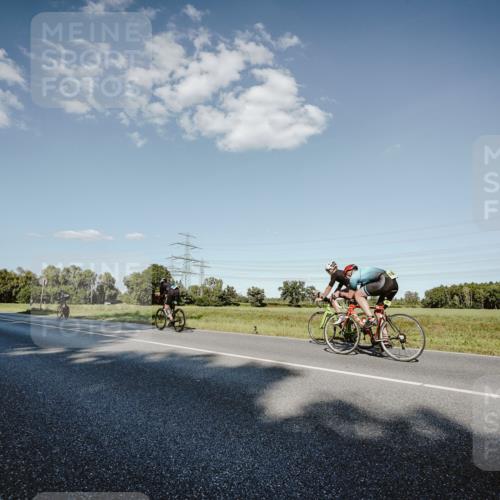 07.09.2025 - 19. Norderstedt Triathlon Michael Burmester http://msf.ph/oto/8859866 07.09.2025 15:49:14 Radfahren  meine-sportfotos.de
