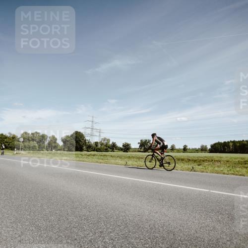 07.09.2025 - 19. Norderstedt Triathlon Michael Burmester http://msf.ph/oto/8859882 07.09.2025 12:49:08 Radfahren 249, 288, 1362 meine-sportfotos.de