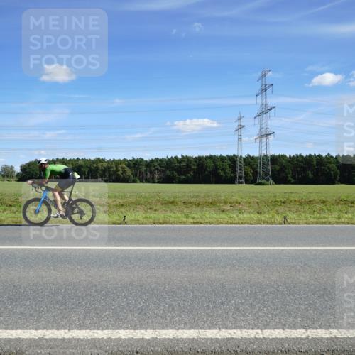 07.09.2025 - 19. Norderstedt Triathlon Michael Burmester http://msf.ph/oto/8859897 07.09.2025 13:44:20 Radfahren 981 meine-sportfotos.de