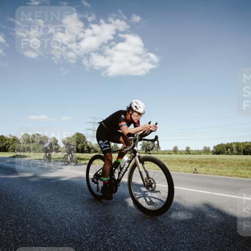 07.09.2025 - 19. Norderstedt Triathlon Michael Burmester http://msf.ph/oto/8859898 07.09.2025 15:49:30 Radfahren 372, 517, 1054 meine-sportfotos.de