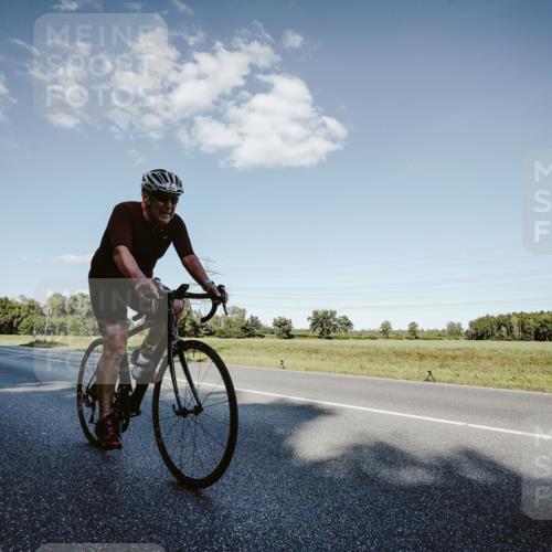 07.09.2025 - 19. Norderstedt Triathlon Michael Burmester http://msf.ph/oto/8859905 07.09.2025 15:49:34 Radfahren 517, 1515 meine-sportfotos.de