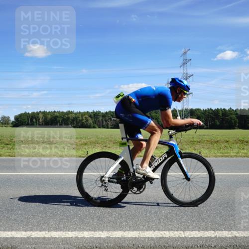 07.09.2025 - 19. Norderstedt Triathlon Michael Burmester http://msf.ph/oto/8859906 07.09.2025 13:44:30 Radfahren 1009 meine-sportfotos.de