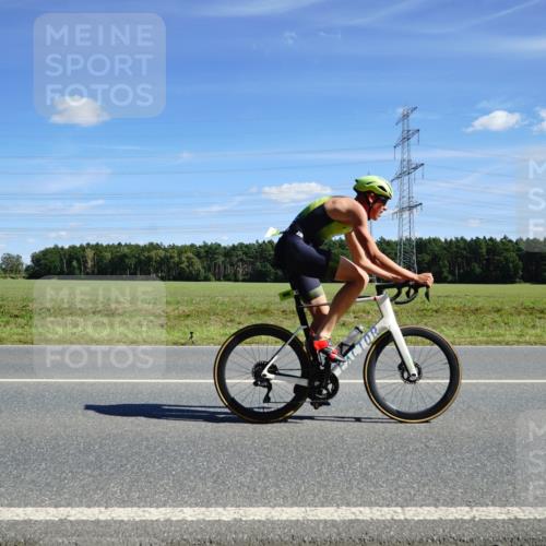 07.09.2025 - 19. Norderstedt Triathlon Michael Burmester http://msf.ph/oto/8859916 07.09.2025 13:44:34 Radfahren 996, 1401 meine-sportfotos.de