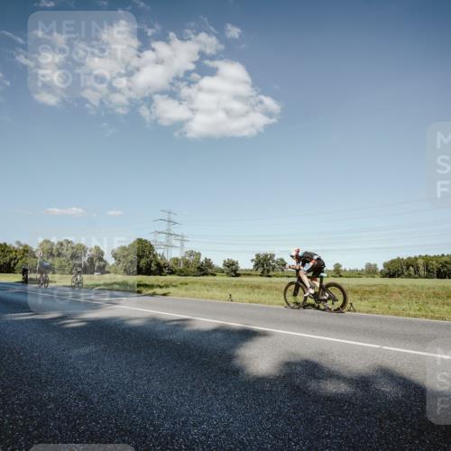 07.09.2025 - 19. Norderstedt Triathlon Michael Burmester http://msf.ph/oto/8859922 07.09.2025 15:49:41 Radfahren 501, 508, 1105 meine-sportfotos.de