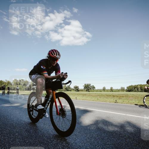 07.09.2025 - 19. Norderstedt Triathlon Michael Burmester http://msf.ph/oto/8859936 07.09.2025 15:49:45 Radfahren 501, 1047 meine-sportfotos.de