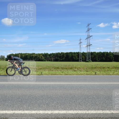 07.09.2025 - 19. Norderstedt Triathlon Michael Burmester http://msf.ph/oto/8859948 07.09.2025 13:45:39 Radfahren 995 meine-sportfotos.de