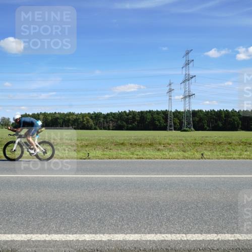 07.09.2025 - 19. Norderstedt Triathlon Michael Burmester http://msf.ph/oto/8859962 07.09.2025 13:45:47 Radfahren 993 meine-sportfotos.de
