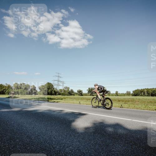 07.09.2025 - 19. Norderstedt Triathlon Michael Burmester http://msf.ph/oto/8859964 07.09.2025 15:50:03 Radfahren 498, 510, 537, 1424 meine-sportfotos.de