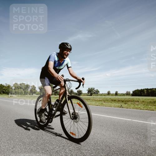 07.09.2025 - 19. Norderstedt Triathlon Michael Burmester http://msf.ph/oto/8859970 07.09.2025 12:50:14 Radfahren 220, 1283 meine-sportfotos.de