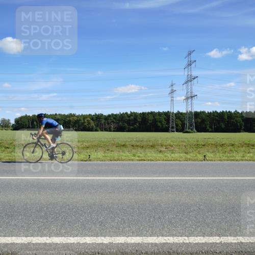 07.09.2025 - 19. Norderstedt Triathlon Michael Burmester http://msf.ph/oto/8859977 07.09.2025 13:45:52 Radfahren 1457 meine-sportfotos.de