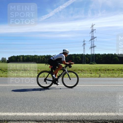 07.09.2025 - 19. Norderstedt Triathlon Michael Burmester http://msf.ph/oto/8859984 07.09.2025 11:44:49 Radfahren 186, 192 meine-sportfotos.de