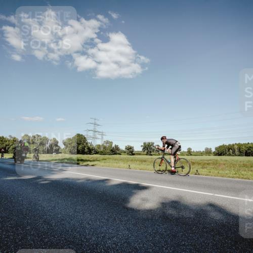 07.09.2025 - 19. Norderstedt Triathlon Michael Burmester http://msf.ph/oto/8859985 07.09.2025 15:50:08 Radfahren 403, 1068, 1424 meine-sportfotos.de
