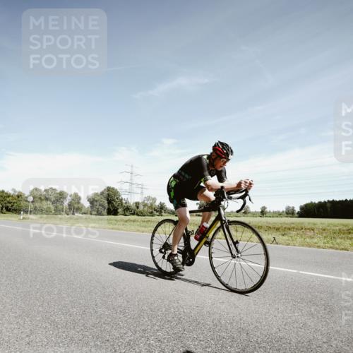 07.09.2025 - 19. Norderstedt Triathlon Michael Burmester http://msf.ph/oto/8859990 07.09.2025 12:50:21 Radfahren 241, 247, 330, 809 meine-sportfotos.de