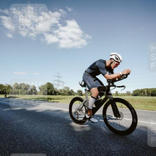 07.09.2025 - 19. Norderstedt Triathlon Michael Burmester http://msf.ph/oto/8859992 07.09.2025 15:50:10 Radfahren 403, 1068 meine-sportfotos.de