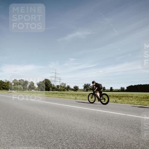 07.09.2025 - 19. Norderstedt Triathlon Michael Burmester http://msf.ph/oto/8860008 07.09.2025 12:50:37 Radfahren 205, 347, 759, 814, 1262 meine-sportfotos.de