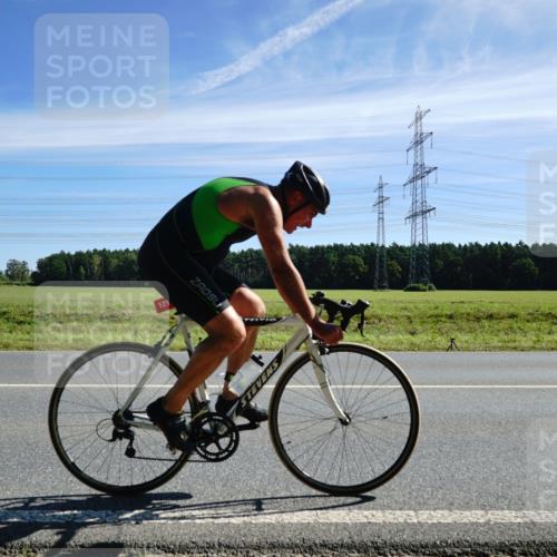 07.09.2025 - 19. Norderstedt Triathlon Michael Burmester http://msf.ph/oto/8860016 07.09.2025 11:45:11 Radfahren 1217 meine-sportfotos.de