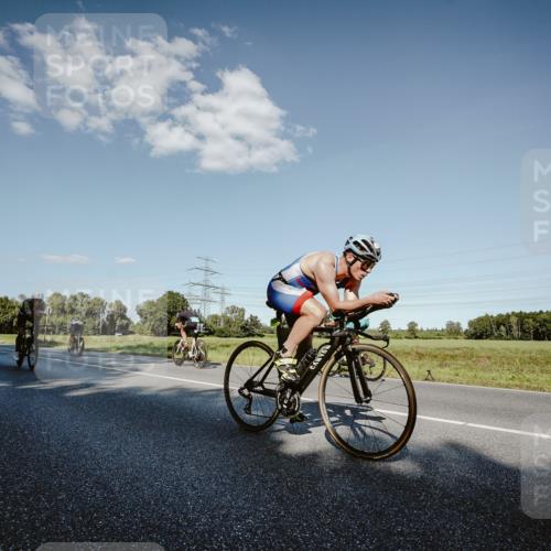 07.09.2025 - 19. Norderstedt Triathlon Michael Burmester http://msf.ph/oto/8860038 07.09.2025 15:50:24 Radfahren 371, 506, 513, 541, 868, 885, 909, 1059, 1522, 1572, 1594 meine-sportfotos.de