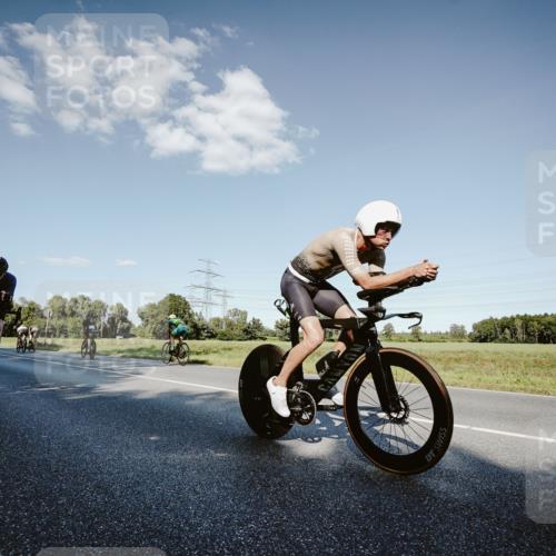 07.09.2025 - 19. Norderstedt Triathlon Michael Burmester http://msf.ph/oto/8860041 07.09.2025 15:50:25 Radfahren 371, 506, 513, 541, 868, 885, 909, 1059, 1522, 1572, 1594, 1629 meine-sportfotos.de