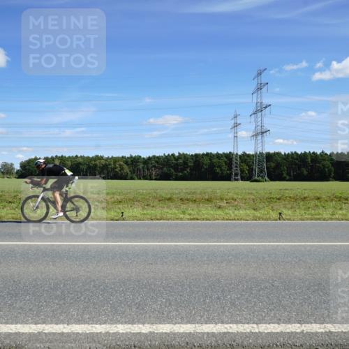 07.09.2025 - 19. Norderstedt Triathlon Michael Burmester http://msf.ph/oto/8860042 07.09.2025 13:46:43 Radfahren 994 meine-sportfotos.de