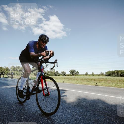 07.09.2025 - 19. Norderstedt Triathlon Michael Burmester http://msf.ph/oto/8860045 07.09.2025 15:50:25 Radfahren 371, 506, 513, 541, 868, 885, 909, 1059, 1522, 1572, 1594, 1629 meine-sportfotos.de