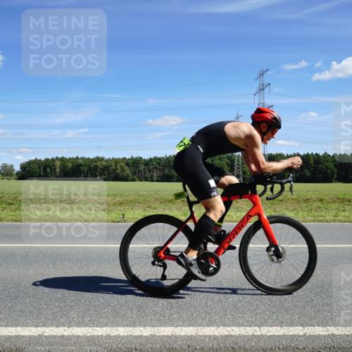 07.09.2025 - 19. Norderstedt Triathlon Michael Burmester http://msf.ph/oto/8860052 07.09.2025 13:46:53 Radfahren 872, 1010, 1027 meine-sportfotos.de