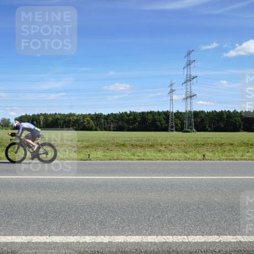 07.09.2025 - 19. Norderstedt Triathlon Michael Burmester http://msf.ph/oto/8860071 07.09.2025 13:47:11 Radfahren  meine-sportfotos.de