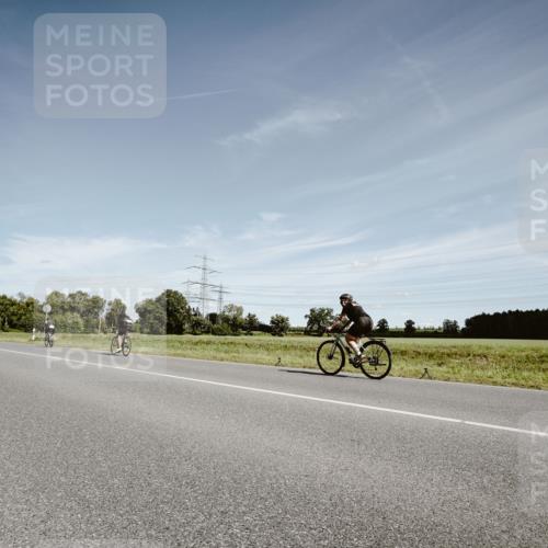 07.09.2025 - 19. Norderstedt Triathlon Michael Burmester http://msf.ph/oto/8860073 07.09.2025 12:51:08 Radfahren 317 meine-sportfotos.de