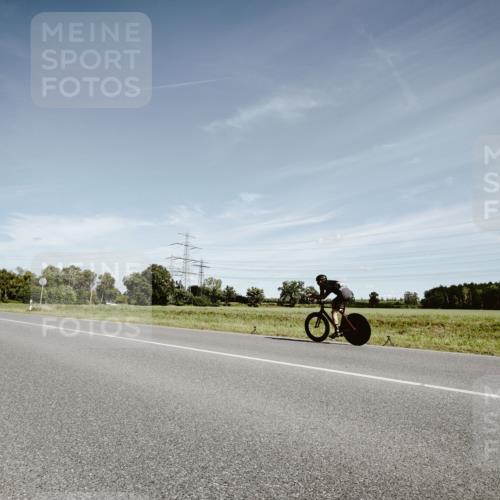 07.09.2025 - 19. Norderstedt Triathlon Michael Burmester http://msf.ph/oto/8860084 07.09.2025 12:51:21 Radfahren 309 meine-sportfotos.de