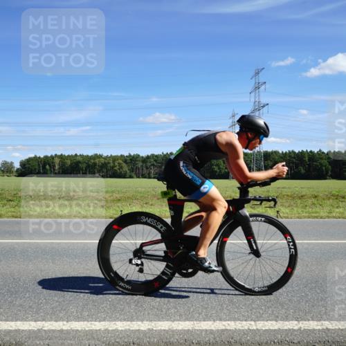 07.09.2025 - 19. Norderstedt Triathlon Michael Burmester http://msf.ph/oto/8860090 07.09.2025 13:47:20 Radfahren 990, 992 meine-sportfotos.de