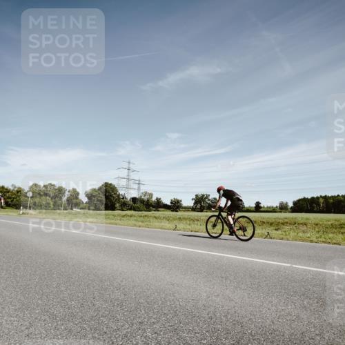 07.09.2025 - 19. Norderstedt Triathlon Michael Burmester http://msf.ph/oto/8860094 07.09.2025 12:51:30 Radfahren 348, 855 meine-sportfotos.de