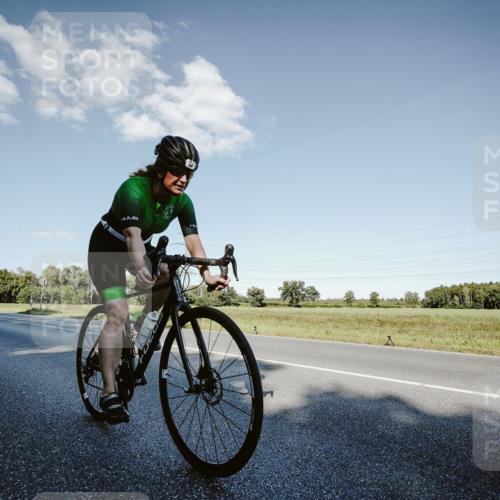 07.09.2025 - 19. Norderstedt Triathlon Michael Burmester http://msf.ph/oto/8860096 07.09.2025 15:50:43 Radfahren 466, 503, 935, 1069 meine-sportfotos.de