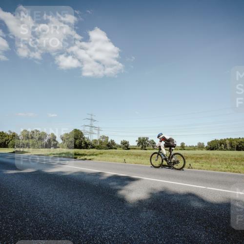 07.09.2025 - 19. Norderstedt Triathlon Michael Burmester http://msf.ph/oto/8860099 07.09.2025 15:50:44 Radfahren 466, 503, 935, 1069 meine-sportfotos.de