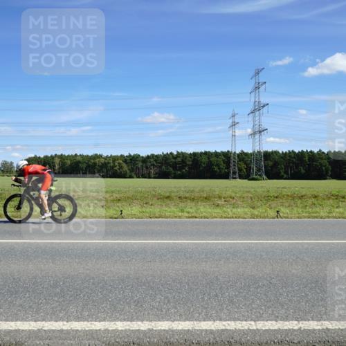 07.09.2025 - 19. Norderstedt Triathlon Michael Burmester http://msf.ph/oto/8860104 07.09.2025 13:47:26 Radfahren 1014, 1469 meine-sportfotos.de