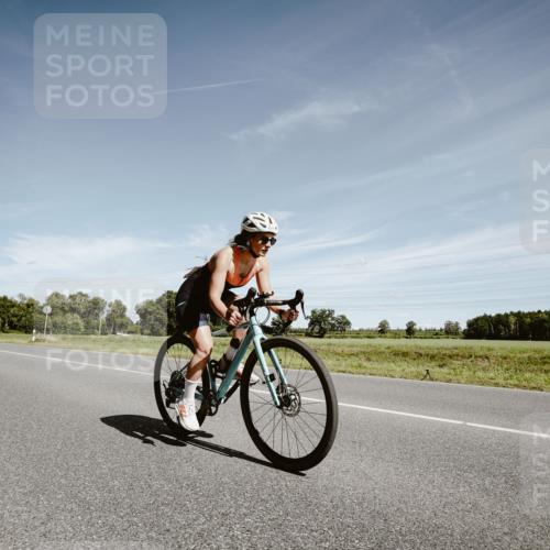 07.09.2025 - 19. Norderstedt Triathlon Michael Burmester http://msf.ph/oto/8860119 07.09.2025 12:51:48 Radfahren 211, 745, 1389 meine-sportfotos.de