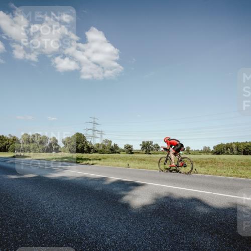 07.09.2025 - 19. Norderstedt Triathlon Michael Burmester http://msf.ph/oto/8860124 07.09.2025 15:50:55 Radfahren  meine-sportfotos.de