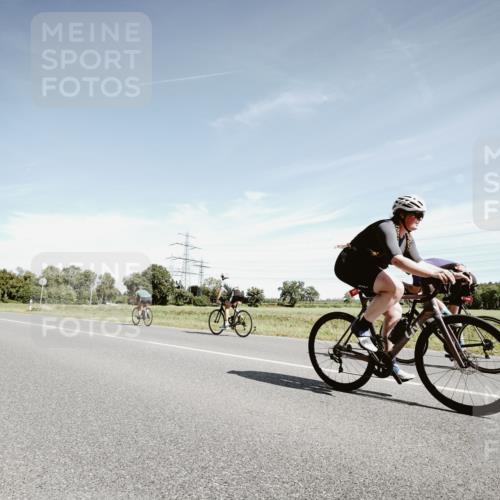 07.09.2025 - 19. Norderstedt Triathlon Michael Burmester http://msf.ph/oto/8860129 07.09.2025 12:51:50 Radfahren 211, 357, 745, 799, 1389 meine-sportfotos.de