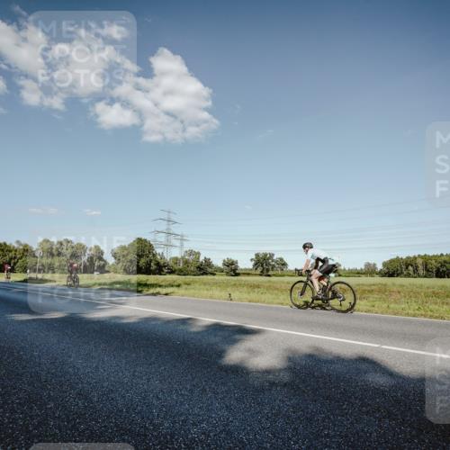 07.09.2025 - 19. Norderstedt Triathlon Michael Burmester http://msf.ph/oto/8860131 07.09.2025 15:50:59 Radfahren 527, 1043, 1442 meine-sportfotos.de