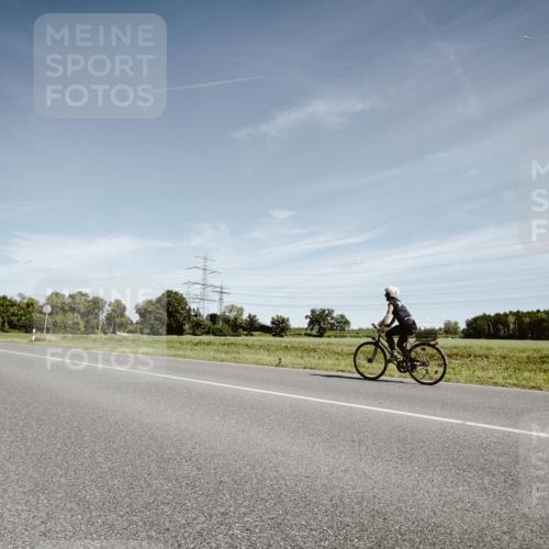 07.09.2025 - 19. Norderstedt Triathlon Michael Burmester http://msf.ph/oto/8860146 07.09.2025 12:51:57 Radfahren  meine-sportfotos.de