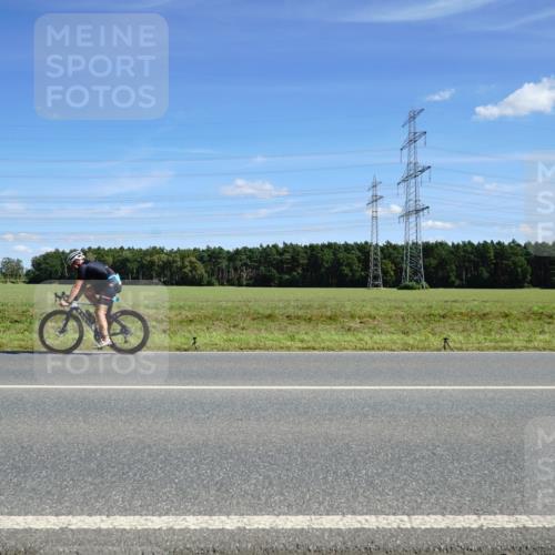 07.09.2025 - 19. Norderstedt Triathlon Michael Burmester http://msf.ph/oto/8860156 07.09.2025 13:47:53 Radfahren 393, 989 meine-sportfotos.de
