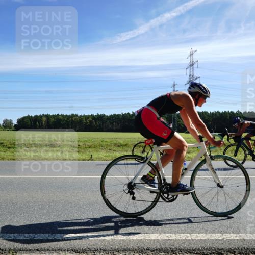 07.09.2025 - 19. Norderstedt Triathlon Michael Burmester http://msf.ph/oto/8860158 07.09.2025 11:46:51 Radfahren 736, 1258, 1333 meine-sportfotos.de