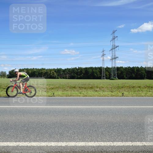 07.09.2025 - 19. Norderstedt Triathlon Michael Burmester http://msf.ph/oto/8860161 07.09.2025 13:47:55 Radfahren 393, 989 meine-sportfotos.de