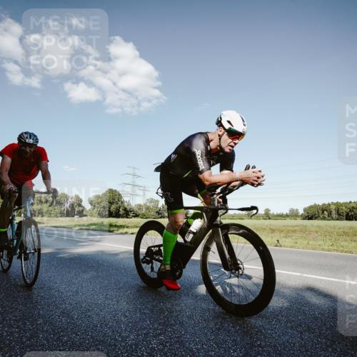 07.09.2025 - 19. Norderstedt Triathlon Michael Burmester http://msf.ph/oto/8860169 07.09.2025 15:51:15 Radfahren 1076, 1513, 1604 meine-sportfotos.de