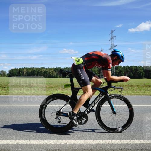07.09.2025 - 19. Norderstedt Triathlon Michael Burmester http://msf.ph/oto/8860170 07.09.2025 13:47:59 Radfahren 959, 989 meine-sportfotos.de