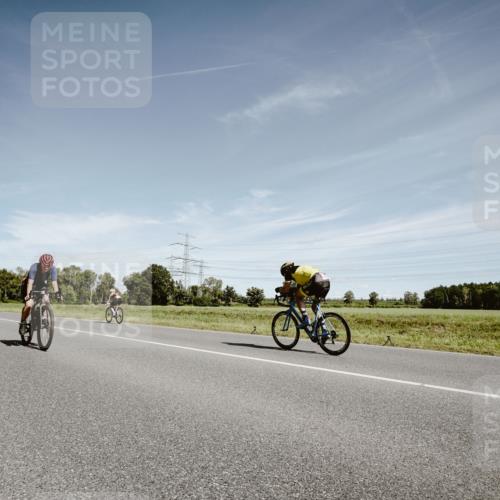 07.09.2025 - 19. Norderstedt Triathlon Michael Burmester http://msf.ph/oto/8860188 07.09.2025 12:52:21 Radfahren 153, 160, 219, 338, 1292, 1356 meine-sportfotos.de
