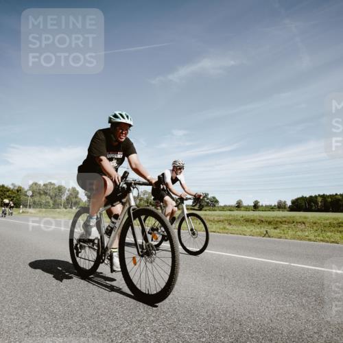 07.09.2025 - 19. Norderstedt Triathlon Michael Burmester http://msf.ph/oto/8860199 07.09.2025 12:52:23 Radfahren 153, 160, 179, 219, 338, 1292, 1356 meine-sportfotos.de