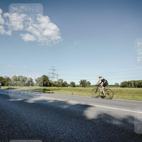 07.09.2025 - 19. Norderstedt Triathlon Michael Burmester http://msf.ph/oto/8860222 07.09.2025 15:51:33 Radfahren 1418, 1454 meine-sportfotos.de
