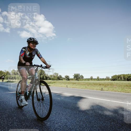07.09.2025 - 19. Norderstedt Triathlon Michael Burmester http://msf.ph/oto/8860225 07.09.2025 15:51:37 Radfahren 390, 926, 1058, 1530 meine-sportfotos.de